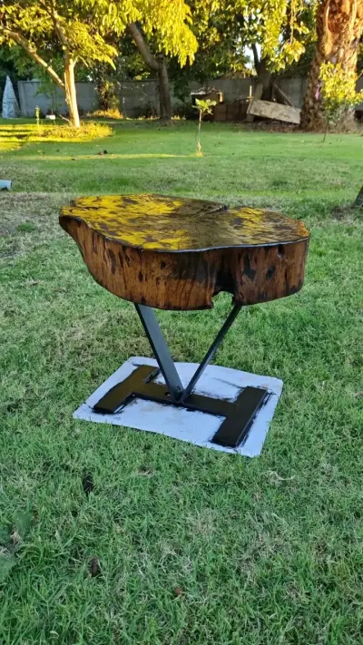 Mesa de madera rústica artesanal - miniatura 2