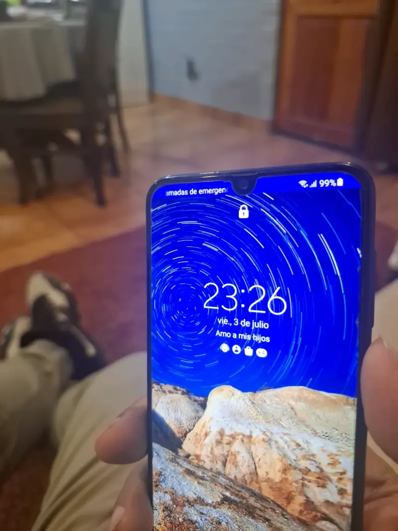 Smartphone samsung a30 de 128 GB - 1