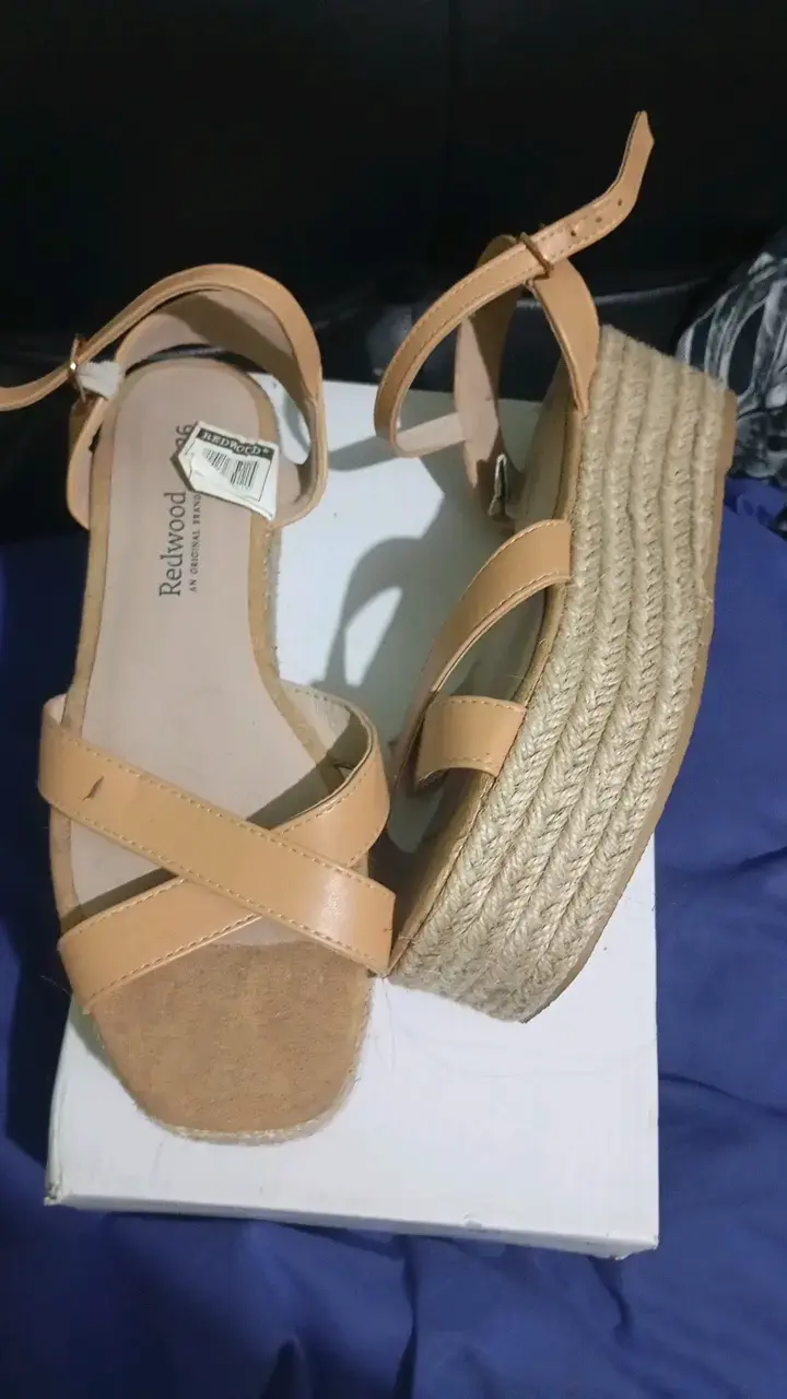 Sandalias plataforma beige Redwood - 2