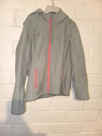 Chaqueta gris con capucha y forro polar - miniatura 3