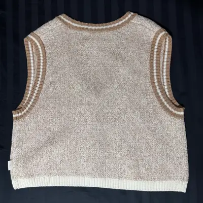 Chaleco sin mangas Air Jordan beige - miniatura 2