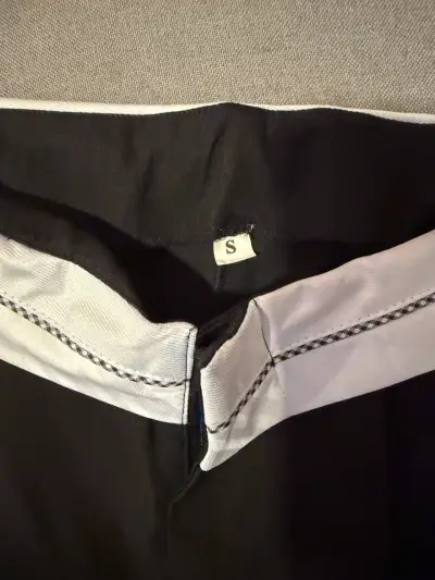 Pantalon negro - miniatura 3