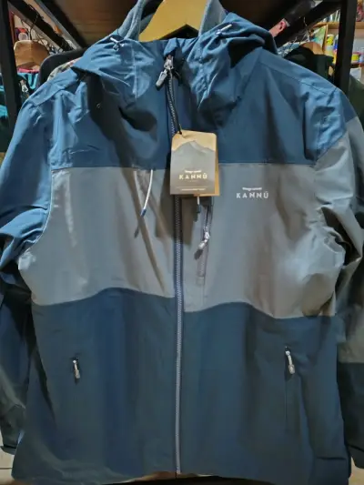 Chaqueta impermeable Kannú azul y gris - miniatura 1