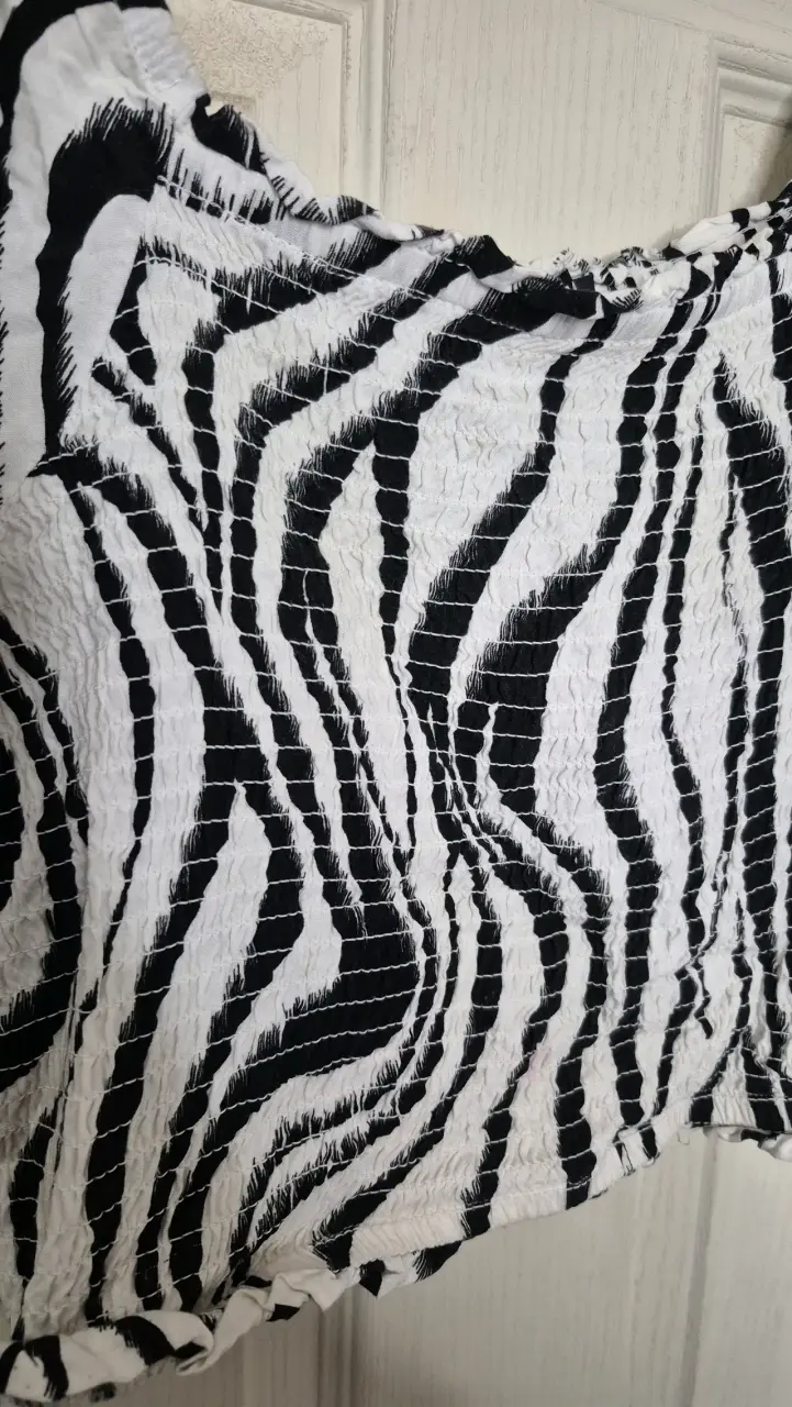 Blusa estampado cebra manga corta - 2
