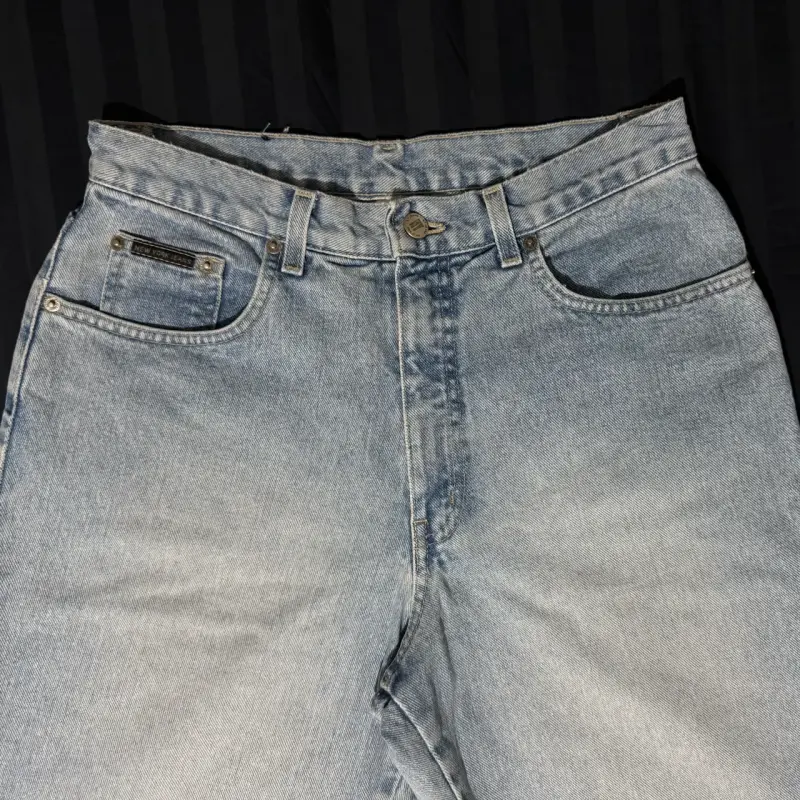 Jeans azul claro de mezclilla - 2