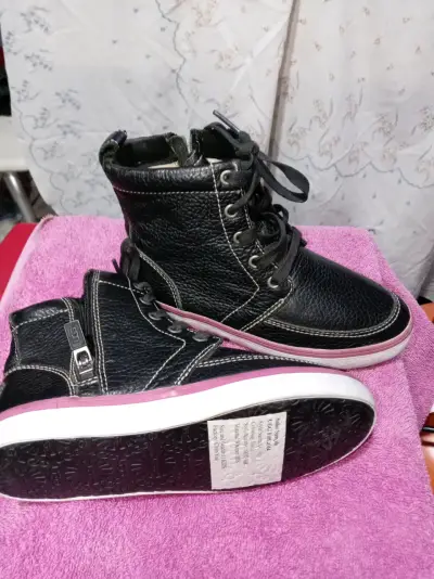 Botines de cuero UGG negros para mujer - miniatura 2