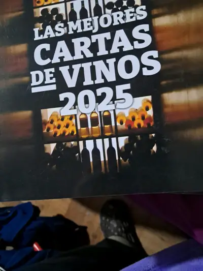 Libro 'Las Mejores Cartas de Vinos 2025' - miniatura 1
