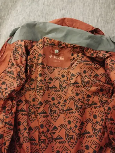 Chaqueta y polar marca Kivul talla 11-12 - miniatura 3