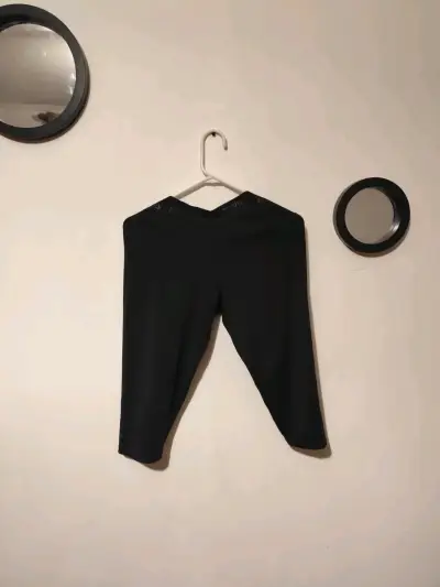 Pantalones deportivos negros para mujer - miniatura 1