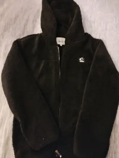 Chaqueta peludita negra con capucha T12 - miniatura 1