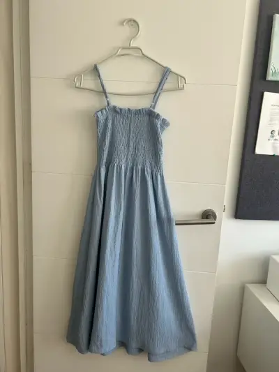 Vestido largo azul con tirantes - miniatura 2