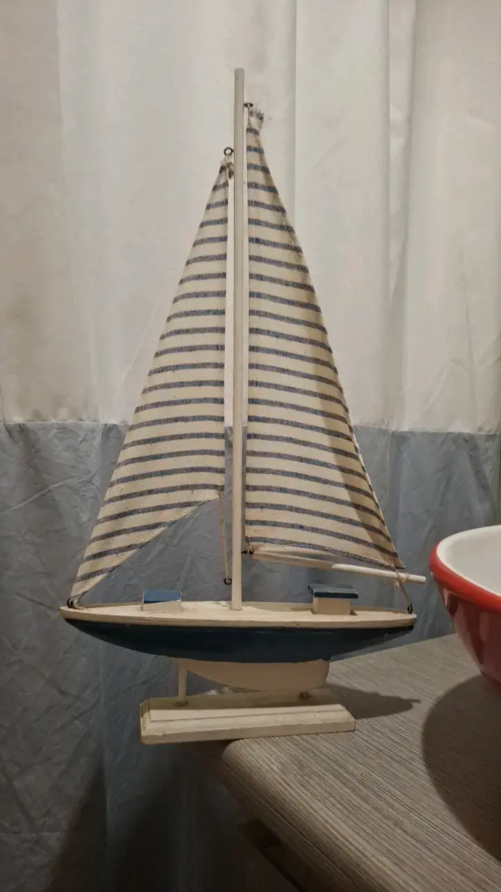 Modelo de velero decorativo de madera - 2