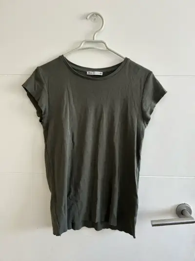 Polera verde Zara básica para mujer - miniatura 1