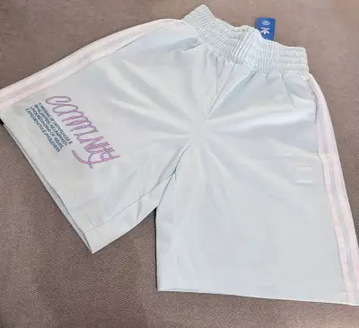 Shorts deportivos Adidas  unisex - miniatura 2