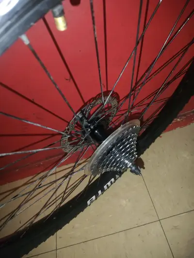 Rueda de bicicleta aro 29 masa de cassette - miniatura 3