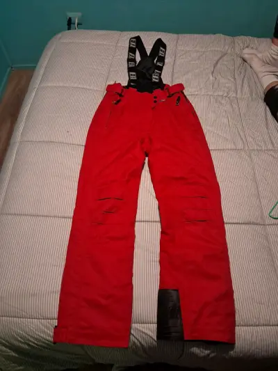 Pantalones de esquí rojos con tirantes - miniatura 2