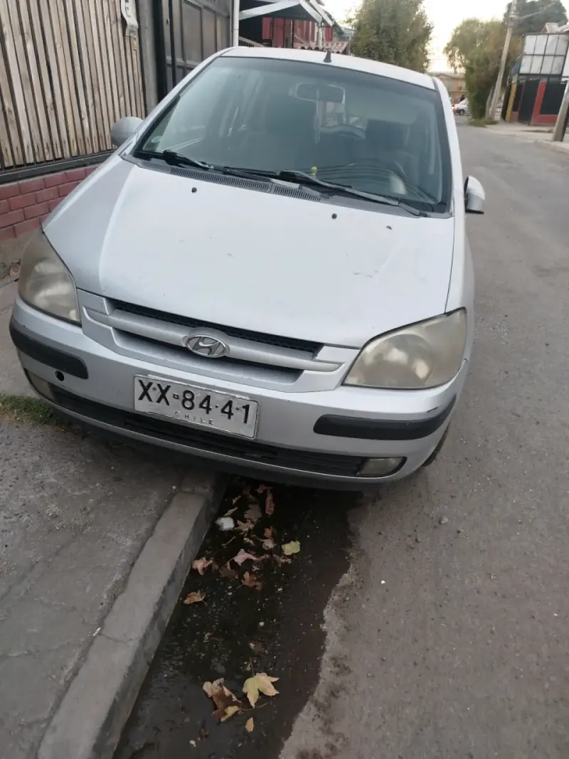 Auto compacto usado en buen estado - 4