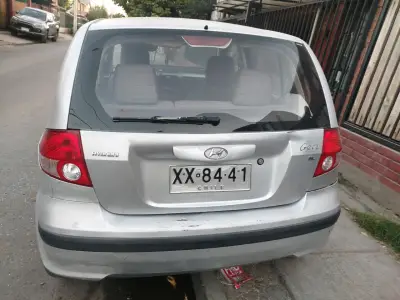 Auto compacto usado en buen estado - miniatura 5