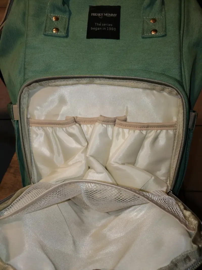 Mochila verde Freaky Mommy espaciosa - 2