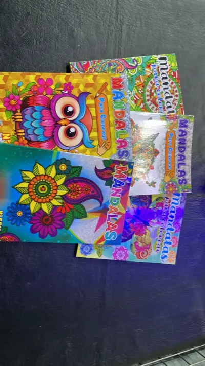 Set de 5  libros para colorear mandalas - miniatura 1