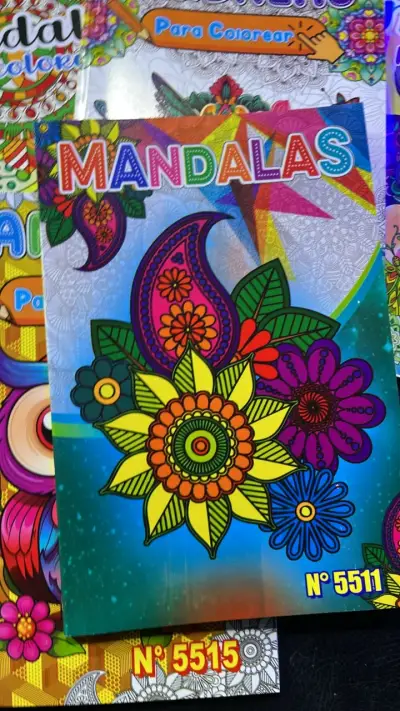 Set de 5  libros para colorear mandalas - miniatura 2