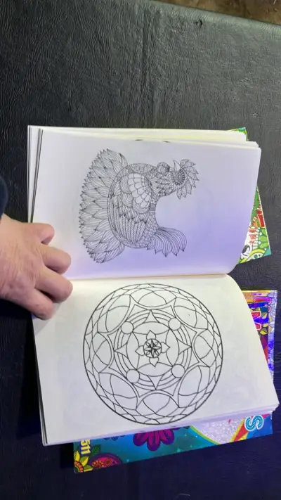 Set de 5  libros para colorear mandalas - miniatura 6