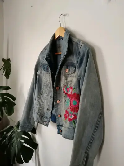 Blusa vintage estampada verde y morado - miniatura 5