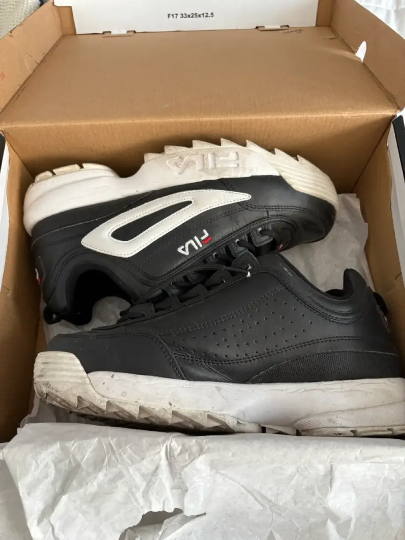 Zapatillas Fila negras de cuero - 2