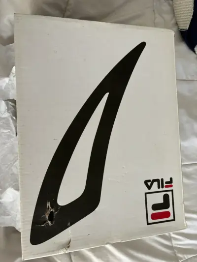 Zapatillas Fila negras de cuero - miniatura 3