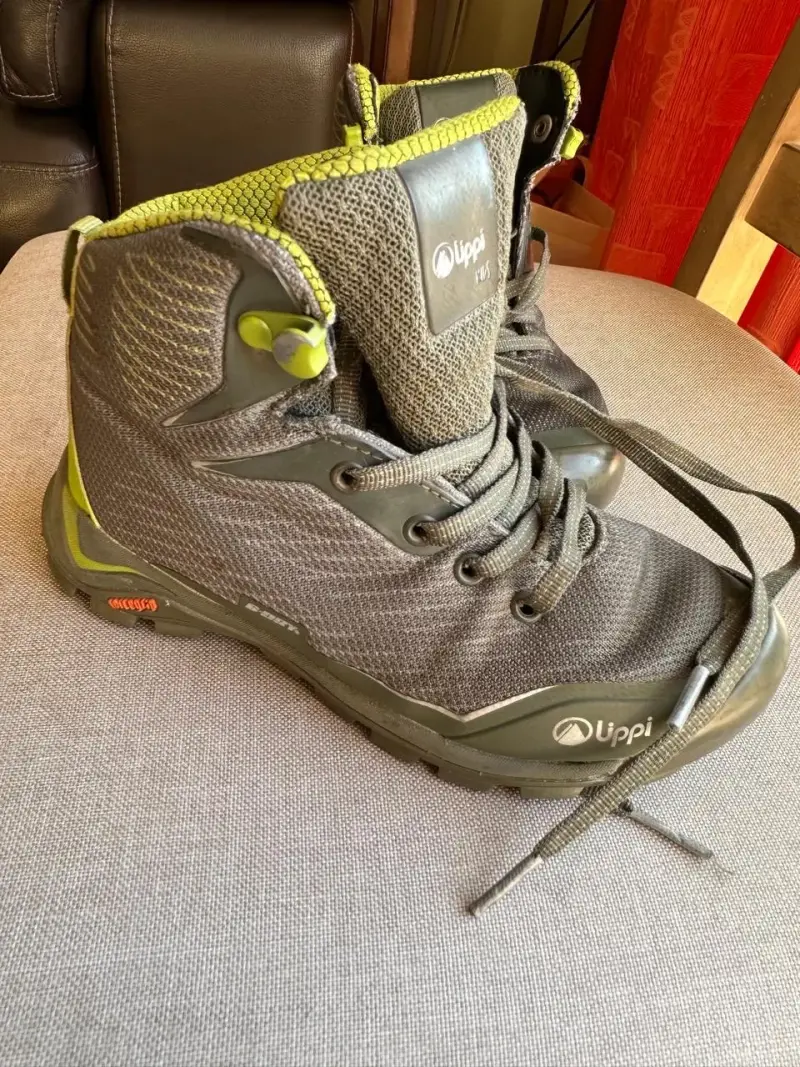 Botas de trekking Lippi gris y verde - 1
