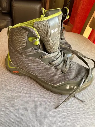 Botas de trekking Lippi gris y verde - miniatura 1