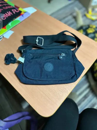 Bandolera Kipling azul con monito - miniatura 2
