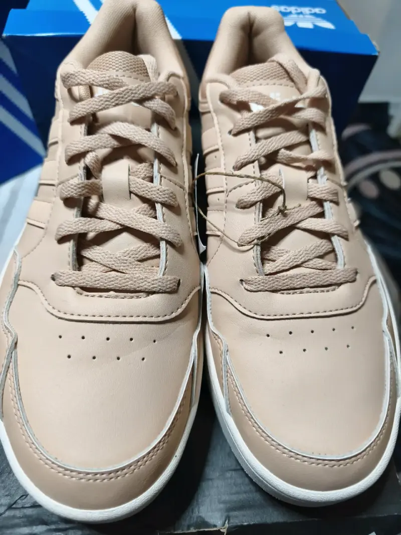 Zapatillas deportivas beige para mujer - 2