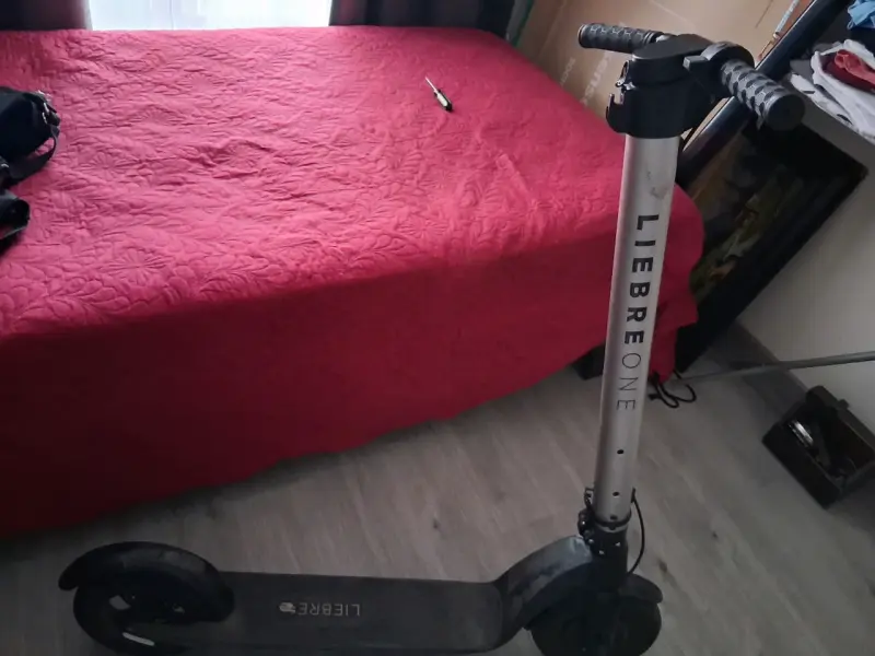 Scooter eléctrico Liebre One plegable