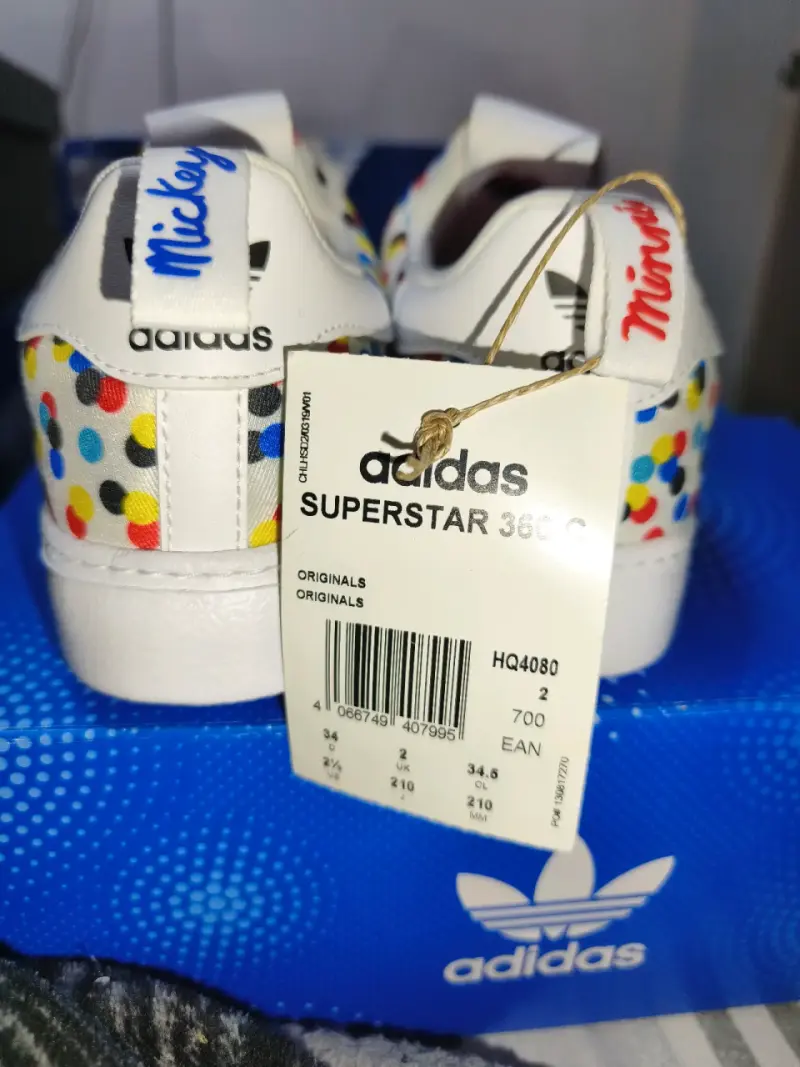 Zapatillas Adidas Disney con diseño de lunares - 4