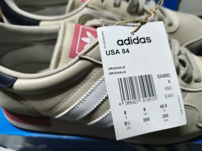 Zapatillas Adidas talla 40,5 nuevas USA 84 - 2