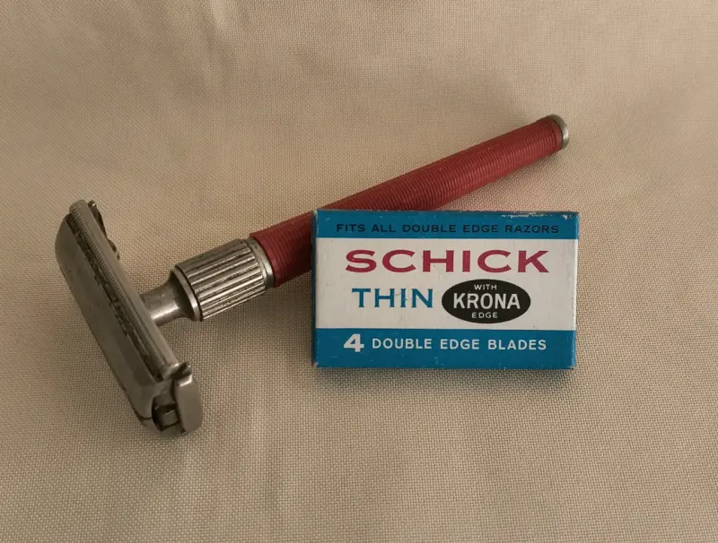 Maquina Afeitar Vintage Gillette Decorativa - 3