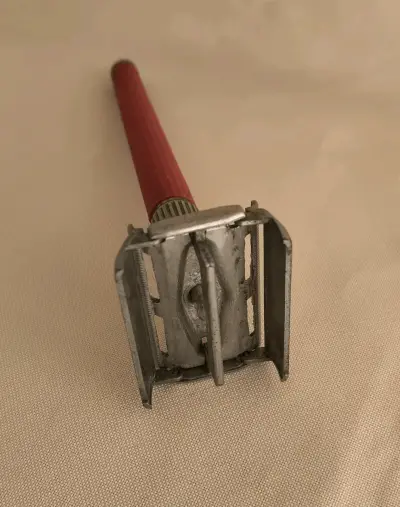 Maquina Afeitar Vintage Gillette Decorativa - miniatura 5