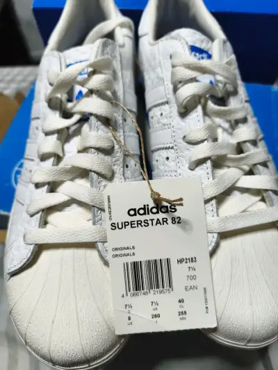 Zapatillas blancas Adidas Superstar clásicas - miniatura 3