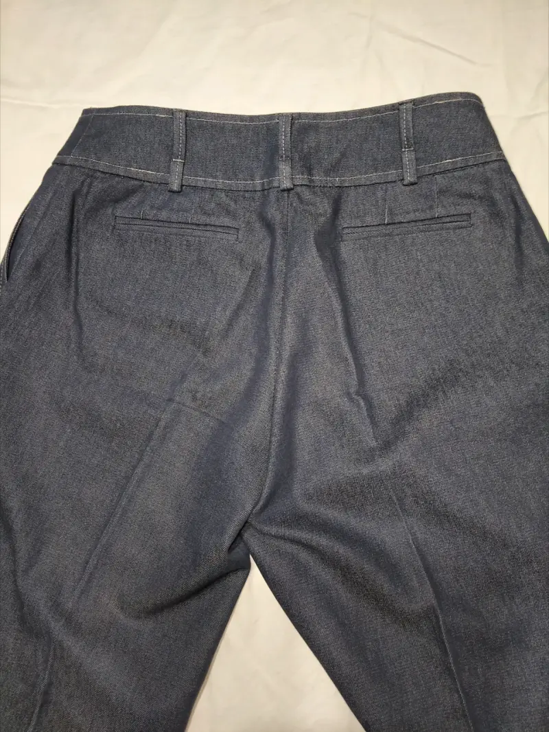 Pantalones de vestir gris oscuro para mujer - 1