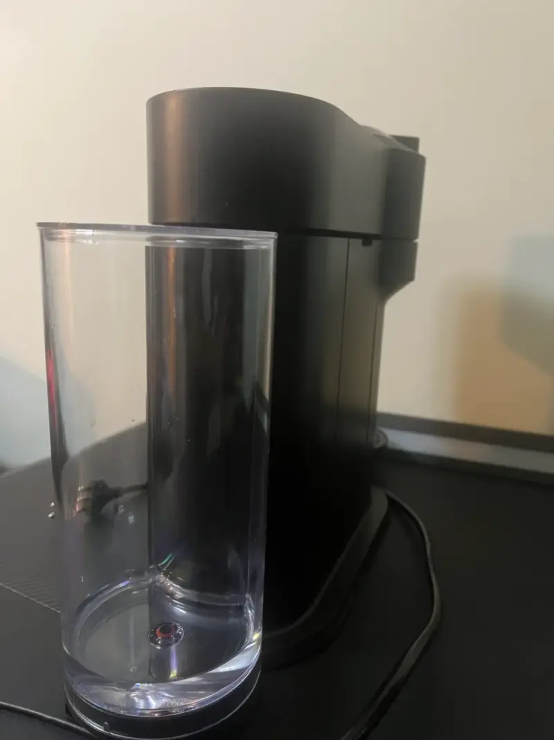 Cafetera Nespresso Vertuo Next - 3