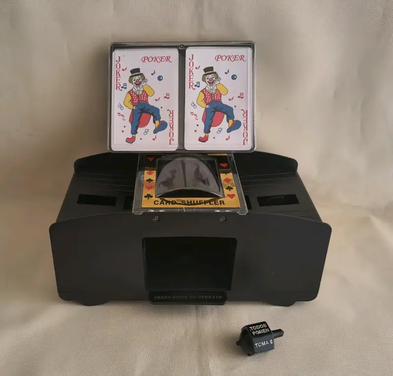 Mezclador automático de cartas para juegos - 3