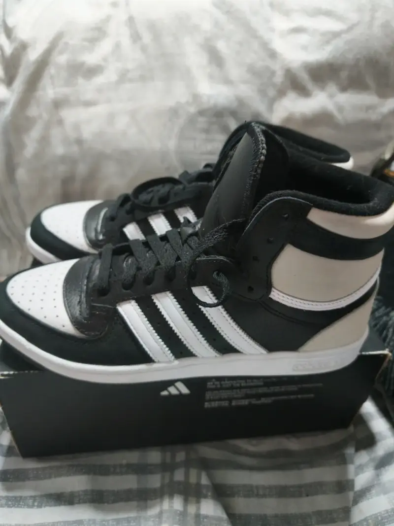 Zapatillas Adidas talla 44 nuevas - 6