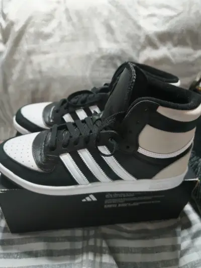 Zapatillas Adidas talla 44 nuevas - miniatura 6