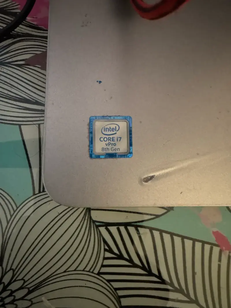 HP EliteOne All-in-One – Intel Core i7 8va Gen | F - 3