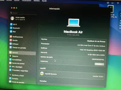 MacBook Air 11-inch 2015, Core i7, 8GB RAM - miniatura 1
