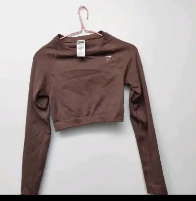 Polera deportiva marrón manga larga Gymshark - miniatura 1