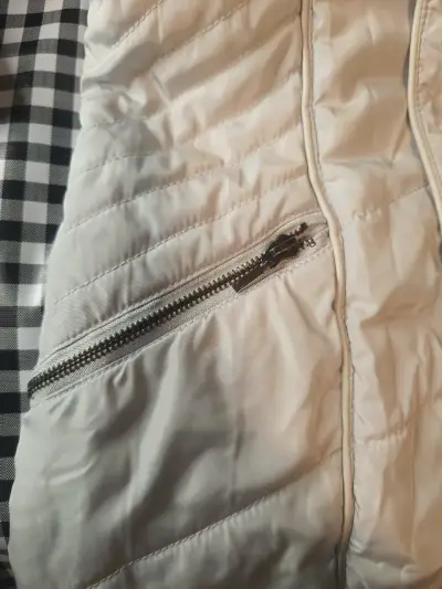 Parka de invierno con gorro - miniatura 4