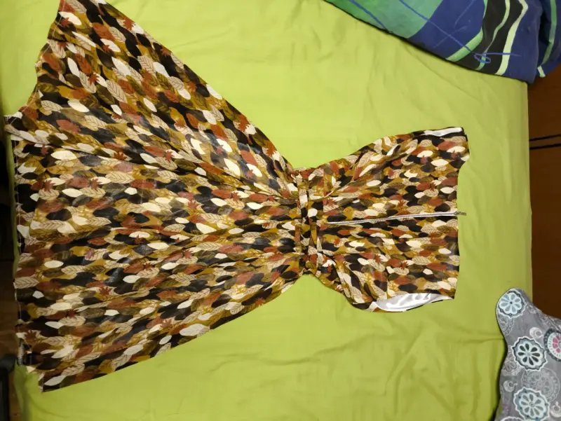 Vestido estampado de hojas otoñales - 2