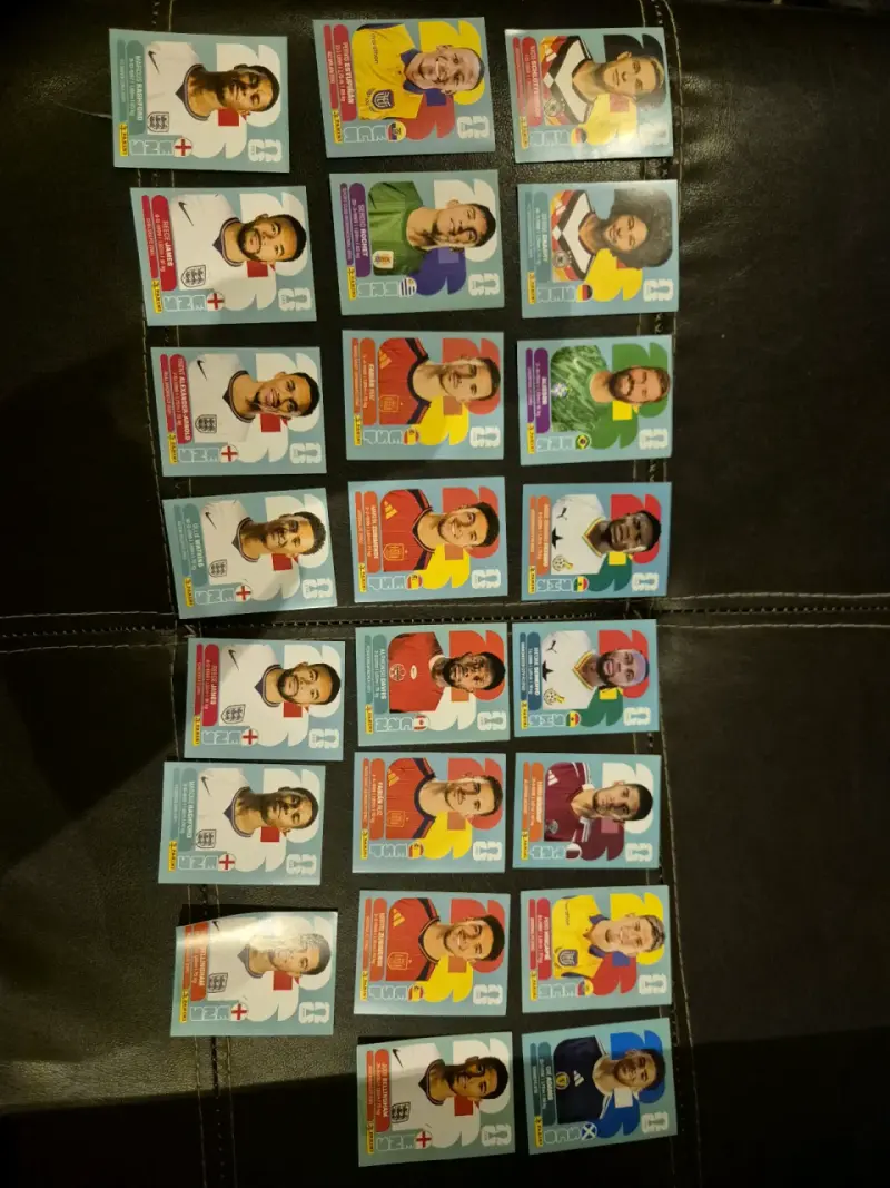Colección de láminas de fútbol Panini 2023 - 2